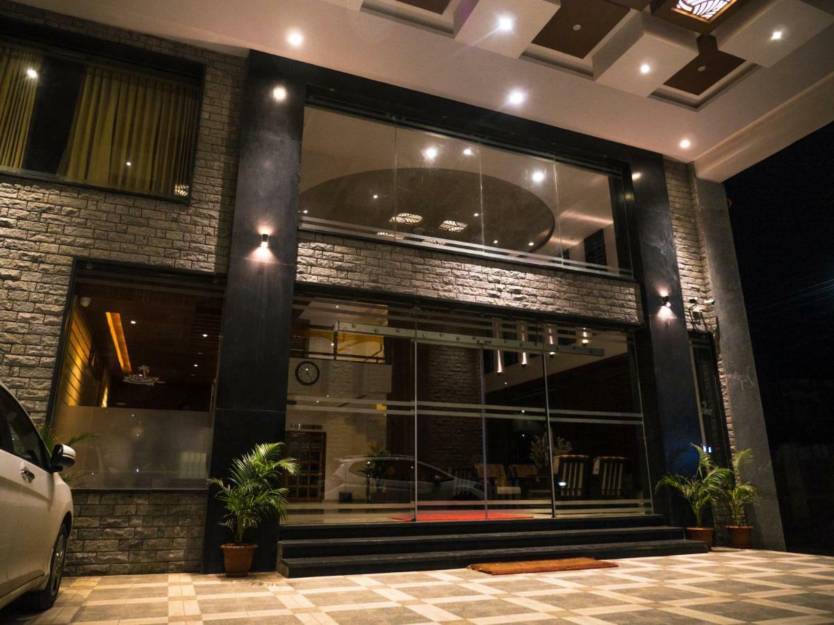 Hotel Mary Land Velankanni Nāgappattinam المظهر الخارجي الصورة